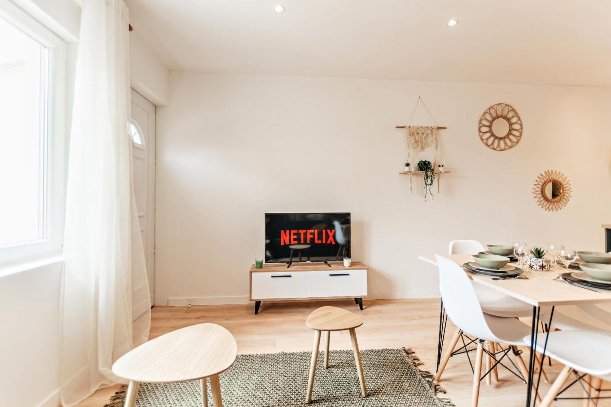 Chez Quentin & Thibaut Apartment Dagneux ภายนอก รูปภาพ
