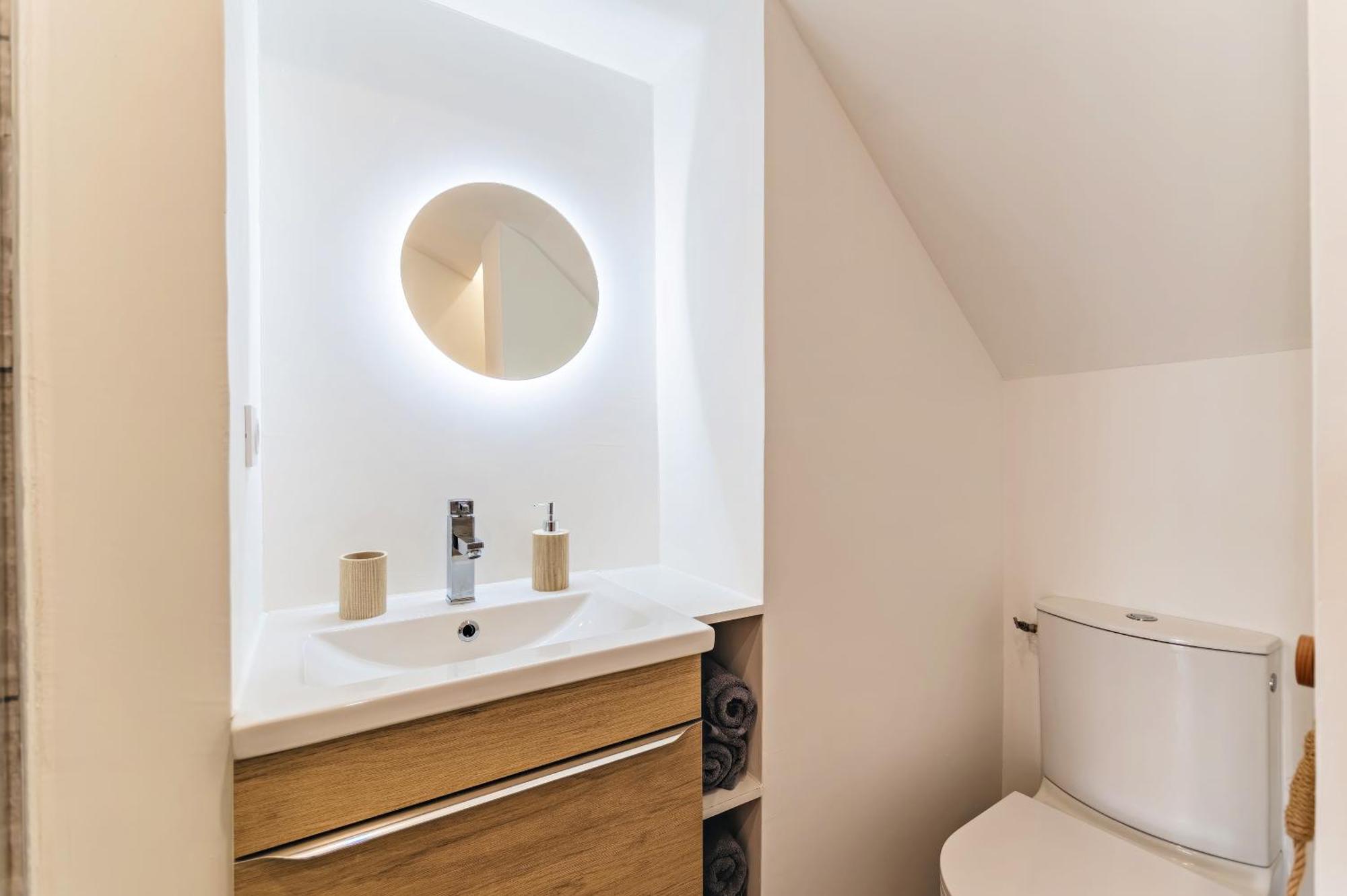 Chez Quentin & Thibaut Apartment Dagneux ภายนอก รูปภาพ
